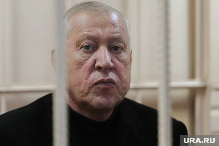 Егвений Тефтелев отбывает срок за взятки