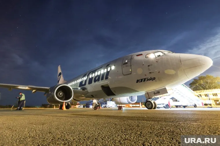 Пилот Utair не смог посадить самолет в Грозном