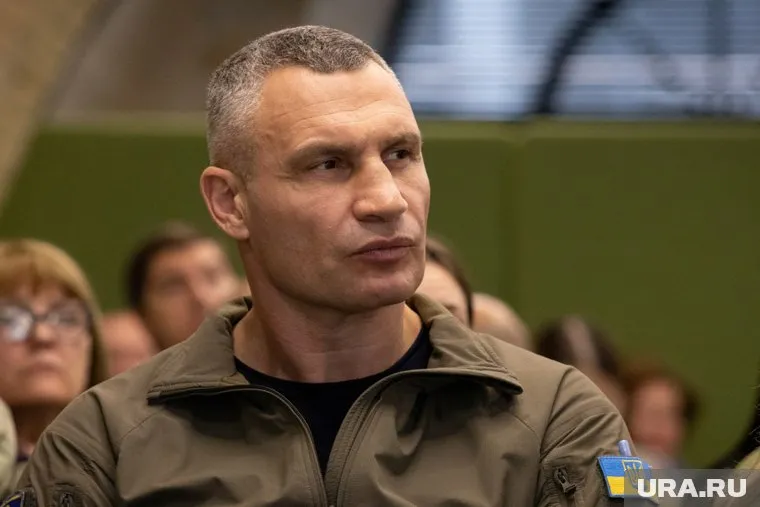 Виталий Кличко сообщил о повреждениях после взрывов в Киеве