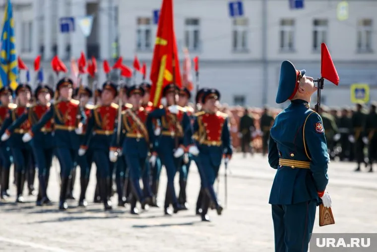 Подготовка к параду продолжается, несмотря на распространение коронавируса