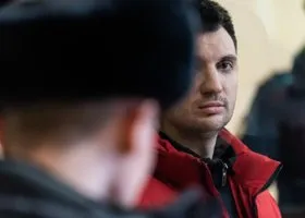 С уральского экс-участкового, рассказавшего о трупах в могиле, требуют миллионы