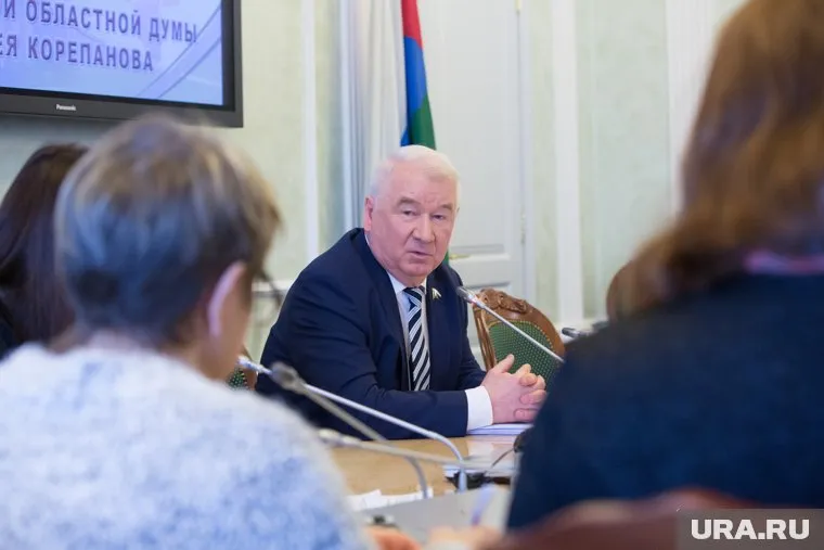 По мнению Сергея Корепанова, «депутаты — люди не средние»