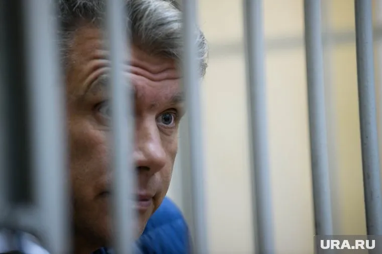 12 лет назад претензий к Горшунову не возникало