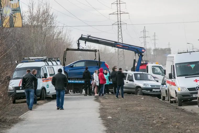 Обрушение в супермаркете Магнит. Курган, эвакуатор