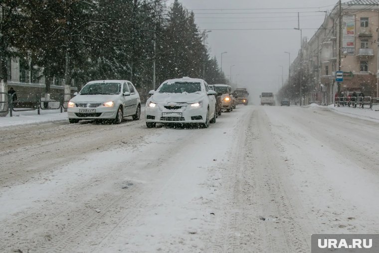 ГАИ выступила с экстренным предупреждением для водителей Курганской области