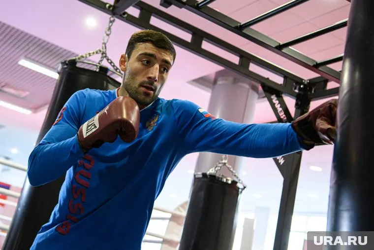 У боксера Георгия Кушиташвили обнаружили сверток с кокаином