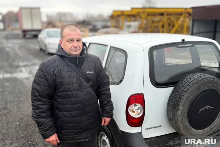 Народный фронт передал курганскому бойцу автомобиль для фронта