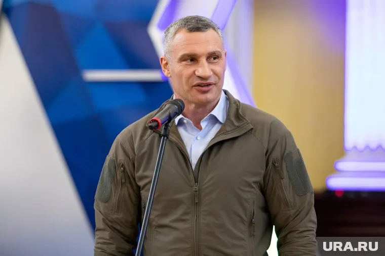 Виталий Кличко считает, что Владимиру Зеленскому, скорее всего, придется прибегнуть к референдуму для достижения мира