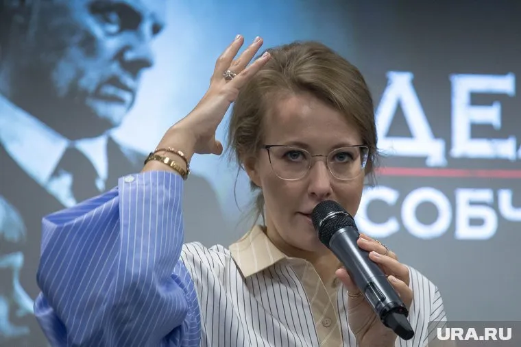 Ксения Собчак неприятно удивилась, узнав, что в уральском вузе студента хотят отчислить из-за ориентации