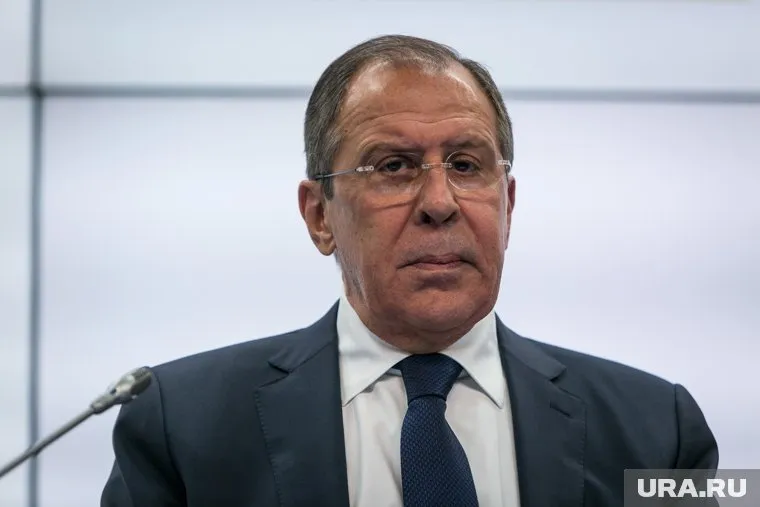По словам Лаврова, мирные переговоры зависят от длительности СВО