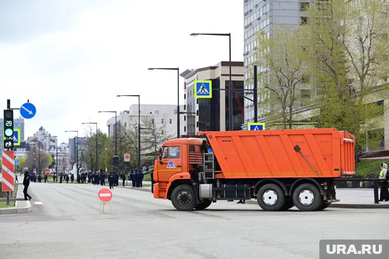 Водители грузовиков хотели перекрыть дорогу для проезда в Курган (архивное фото)