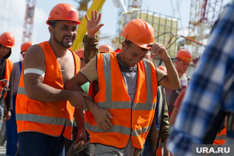 Самая высокая потребность в мигрантах - в тюменской сфере строительства