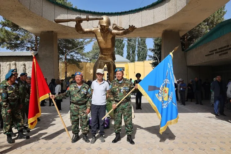 Открытие музея Чолпонбая Тулебердиева. Бишкек
