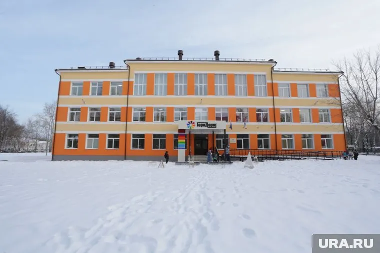 После трагедии здание вернулось к нормальной жизни