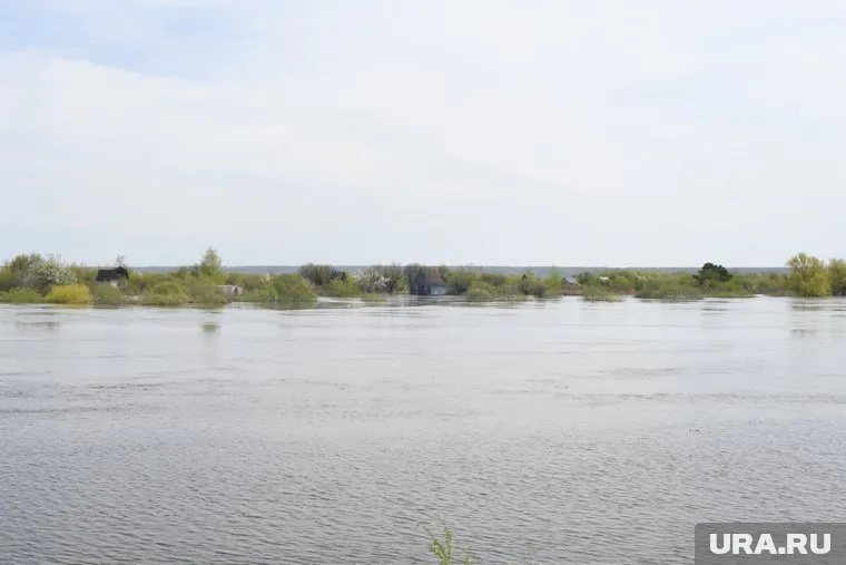 За сутки вода в р. Ишим поднялась на полметра