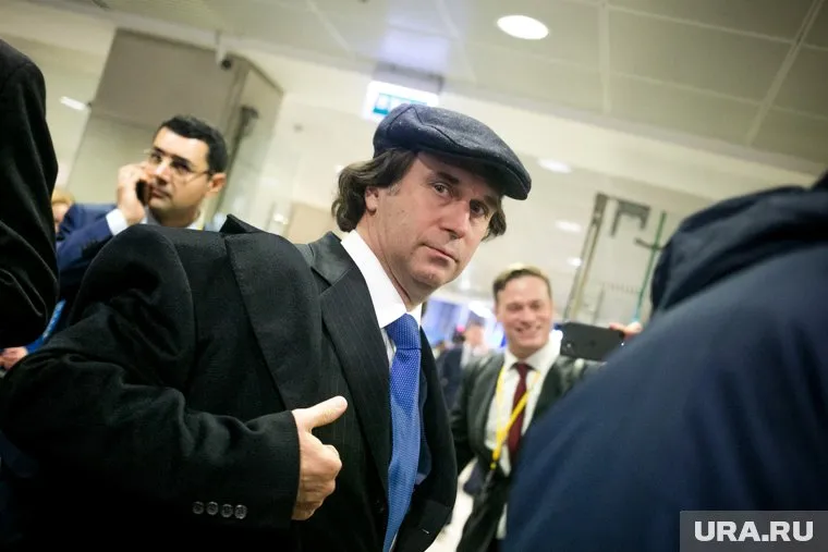 В борьбе за кресло сенатора Сергей Лисовский готов изменить трудовое законодательство