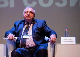 Сенатор от ХМАО отреагировал на слухи о разногласиях с Матвиенко