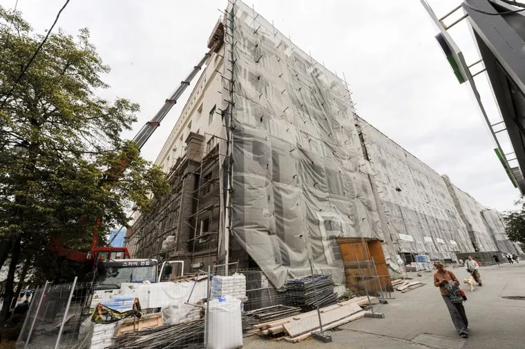 Фасад на ремонте. Челябинск