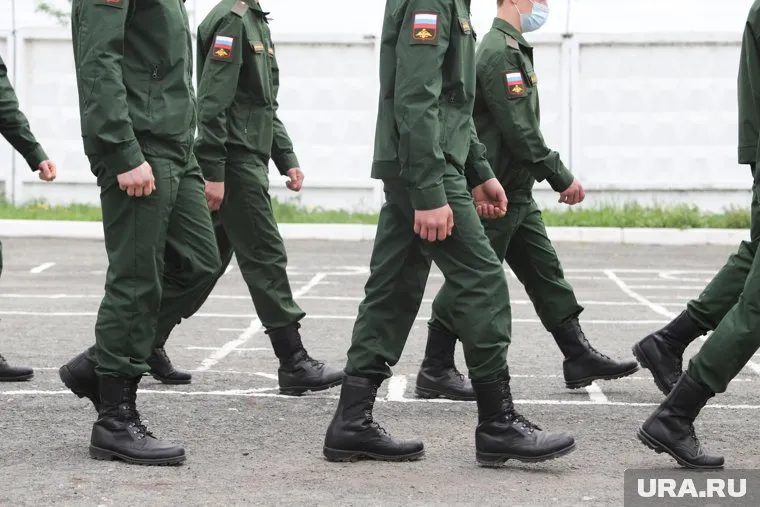 С 1 ноября в Курганской области начался осенний призыв в армию