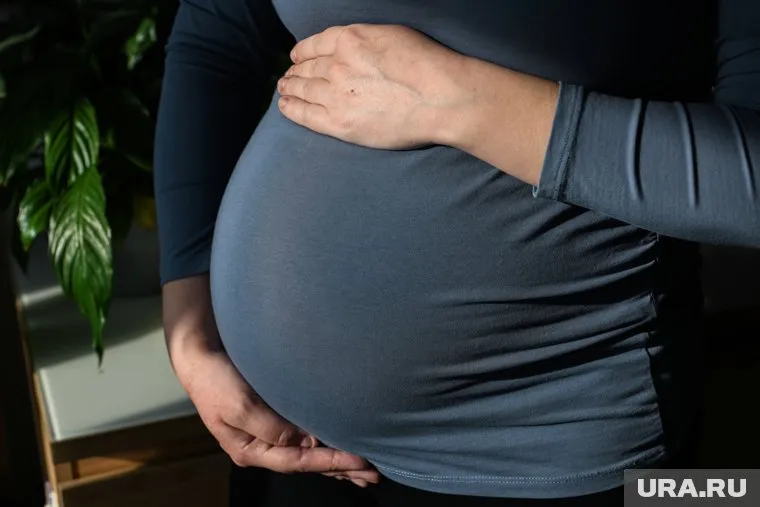 При выходе в декрет возможна замена лет для расчета заработка и начисления пособия