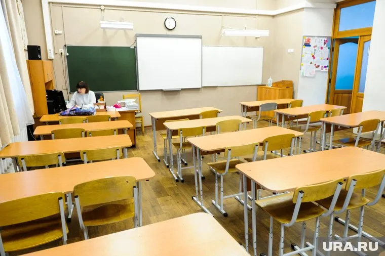 Всех учеников эвакуировали из школы