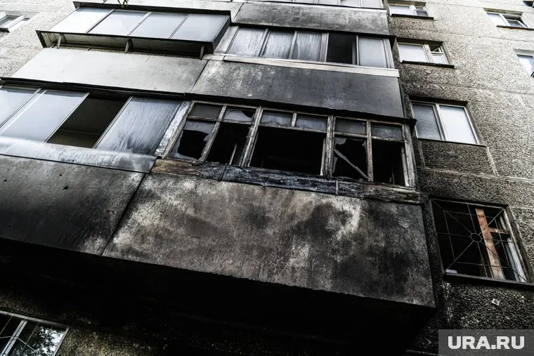 Пострадавший при теракте дом в Ханты-Мансийске отремонтируют осенью 2025 года.