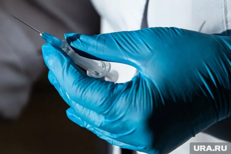 Алексей Аграновский заявил, что однокомпонентные вакцины, как правило, безопаснее двухкомпонентных