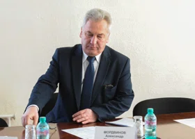 Глава Локомотивного Мордвинов пошел на четвертый срок