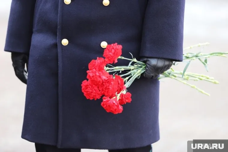 Глава Белоярского района посетил семью погибшего военнослужащего