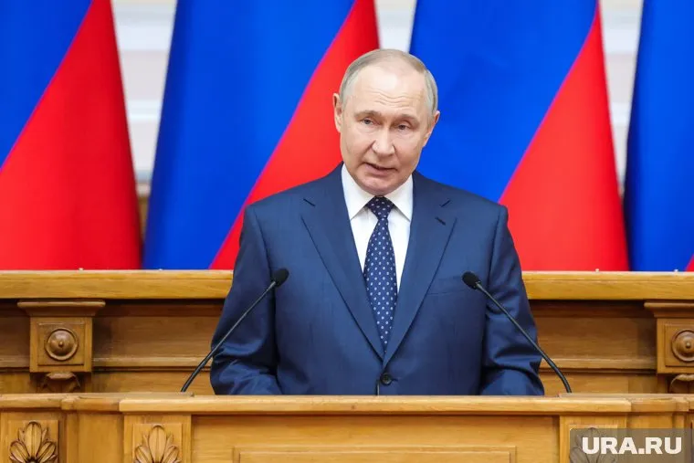  Путин напомнил о словах Тютчева о том, что Европа должна научиться уважать Россию