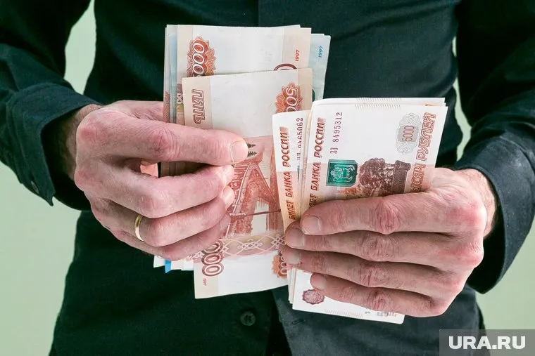 В ЯНАО учителям предлагают зарплату меньше, чем продавцам пива