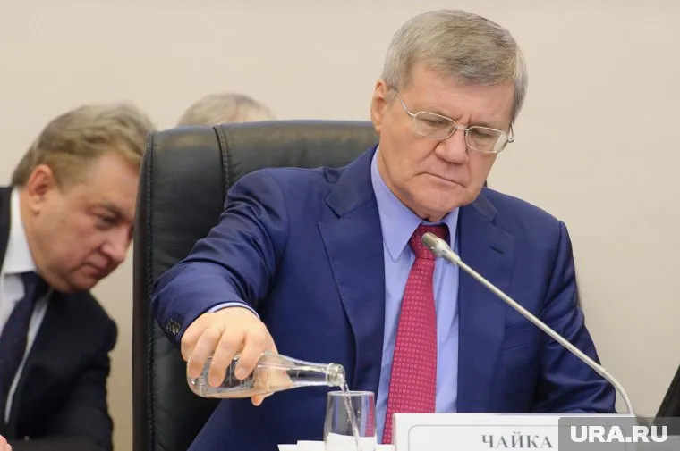 В скандальную историю просят вмешаться генерального прокурора РФ Юрия Чайку