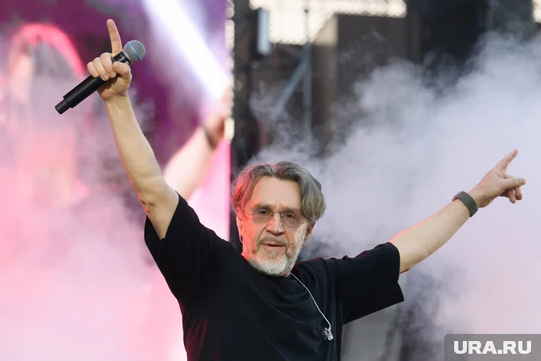 Шнуров просит за 40-минутное выступление 20 млн рублей