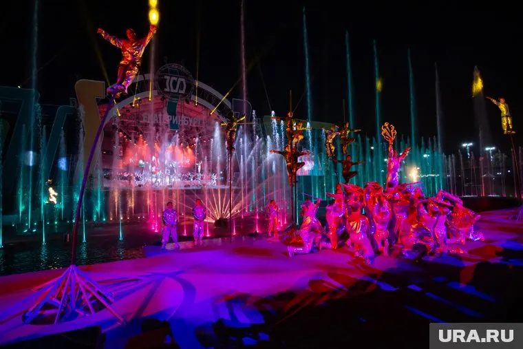 Фонтан стал еще одним подарком городу