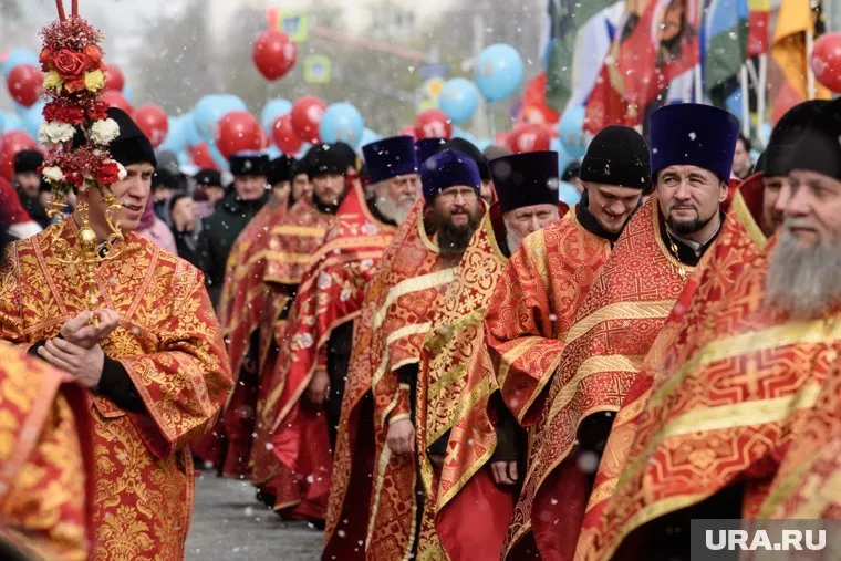 В Сургуте, Нижневартовске и Нефтеюганском районе прошли Крестные ходы