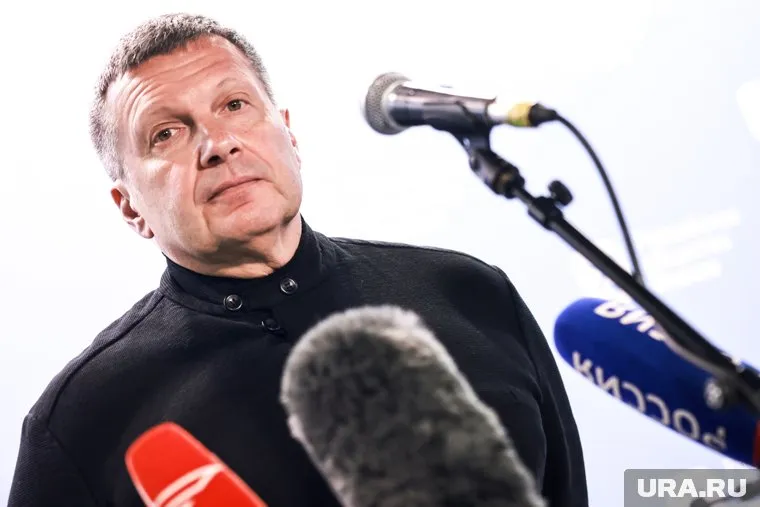 Владимир Соловьев заявил, что в его эфирах все в порядке