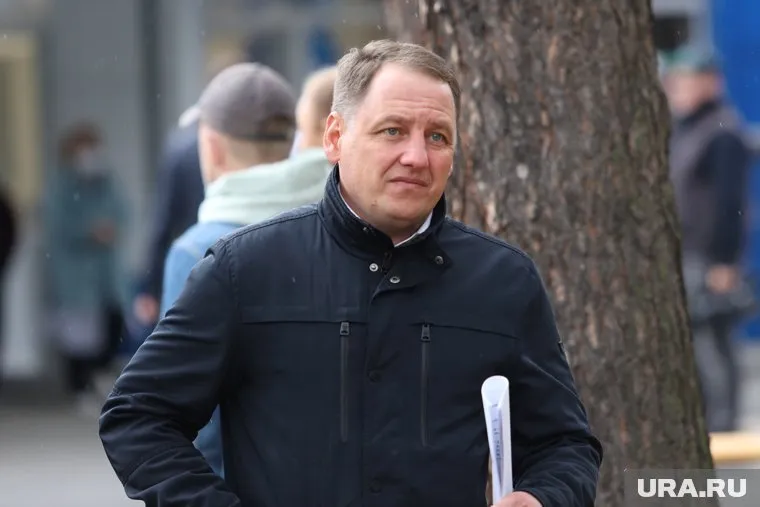 Подчиненный мэра Шадринска Антона Мокана показал свою премию за 2022 год