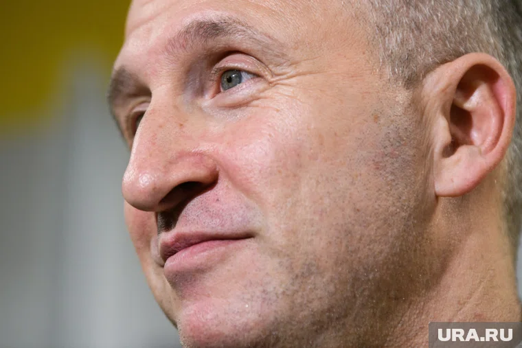 Оскар Кучера выступил перед школьниками