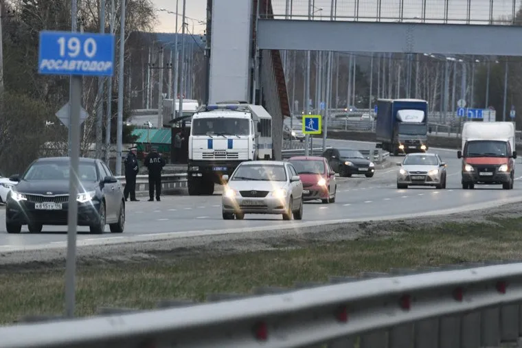 Место антитеррористической операции в Екатеринбурге, где уничтожили трёх террористов. Екатеринбург