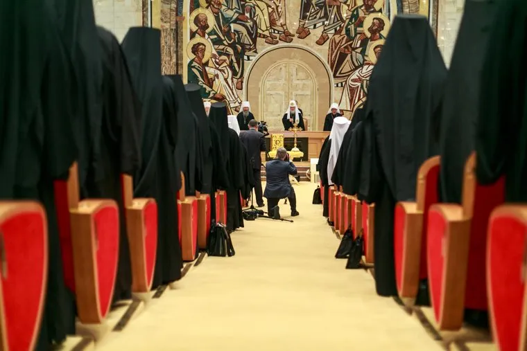 Юбилейный архиерейский собор РПЦ. Москва, священники, рпц, храм христа спасителя, патриарх кирилл, гундяев кирилл, клир, попы, священнослужители, предстоятели церкви, архиереи, архиерейский собор, христиане, ххс