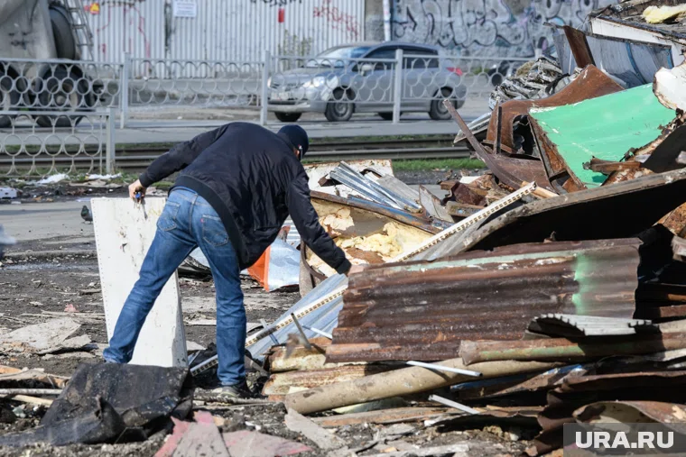 Самострой демонтируют в Кургане