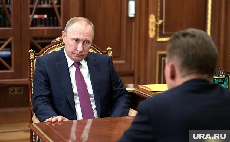 Владимир Путин и Борис Ельцин отказались вести Россию в НАТО, заявил Билл Клинтон