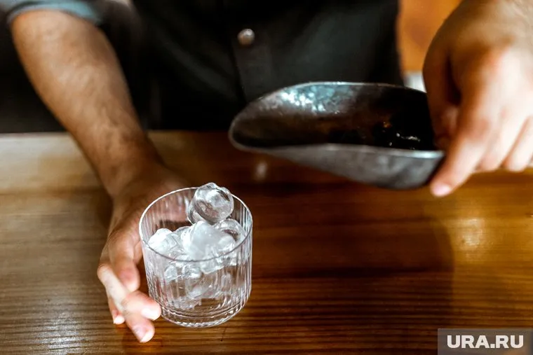 В Тюмени девять человек отравились некачественным алкоголем