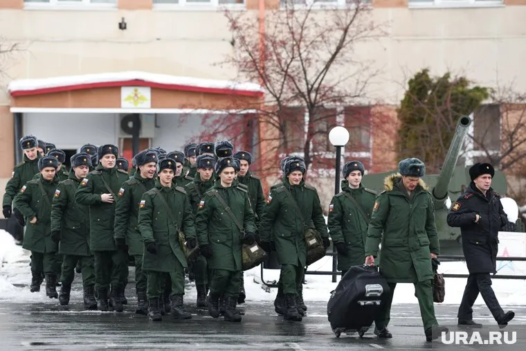 Пермский край отправил в войска 2700 новобранцев