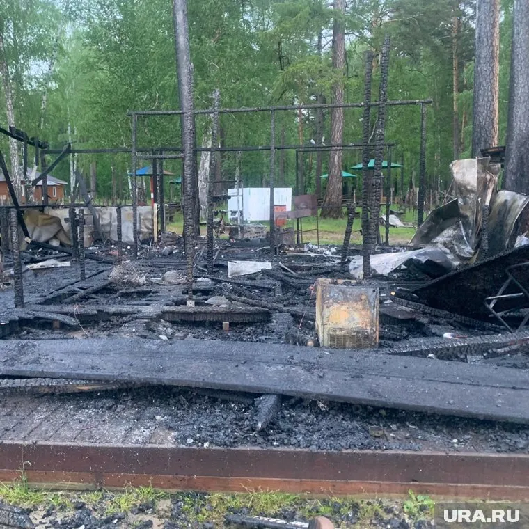 Пожар произошел возле озера Балтым в Екатеринбурге