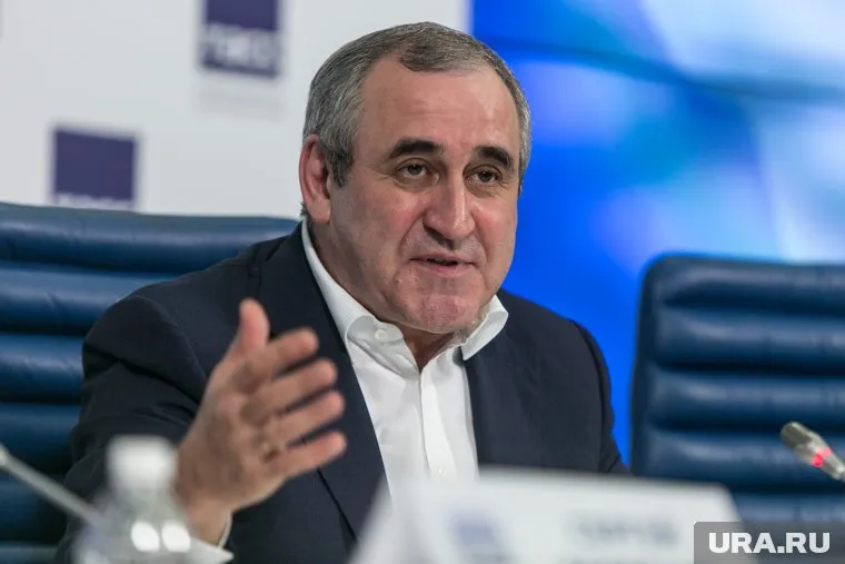 Сергей Неверов помогал челябинскому рабочему, пока его дочери не исполнилось 18 лет