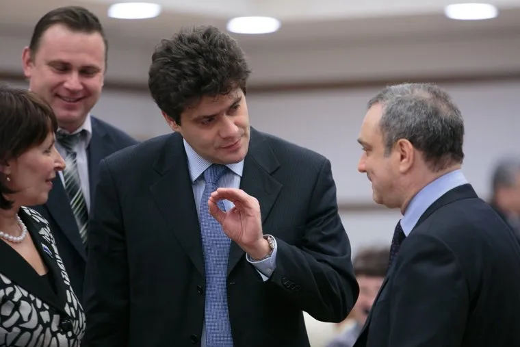 Заседание комитета ЗакСо по бюджету Свердловской области. Екатеринбург, перский георгий, пинаев владислав, трескова елена, высокинский александр