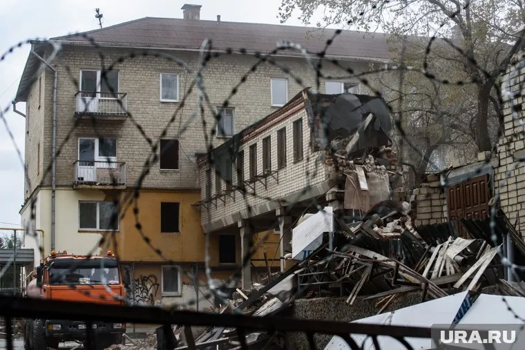 Семья Бориса Ельцина жила в этом доме три года