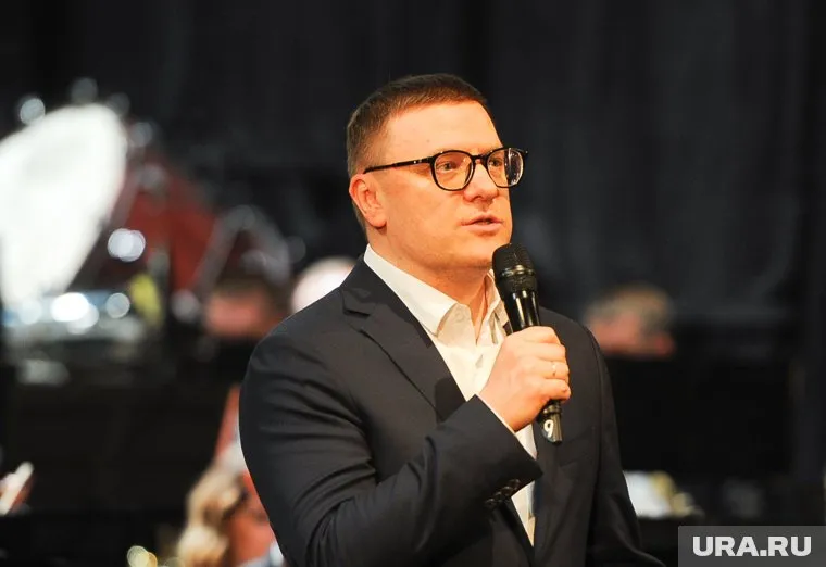 Губернатор Алексей Текслер отметил вклад трех руководителей в развитие региона