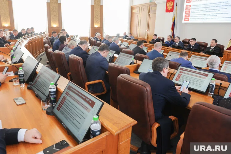 Число руководящих должностей в ЗСО сократится